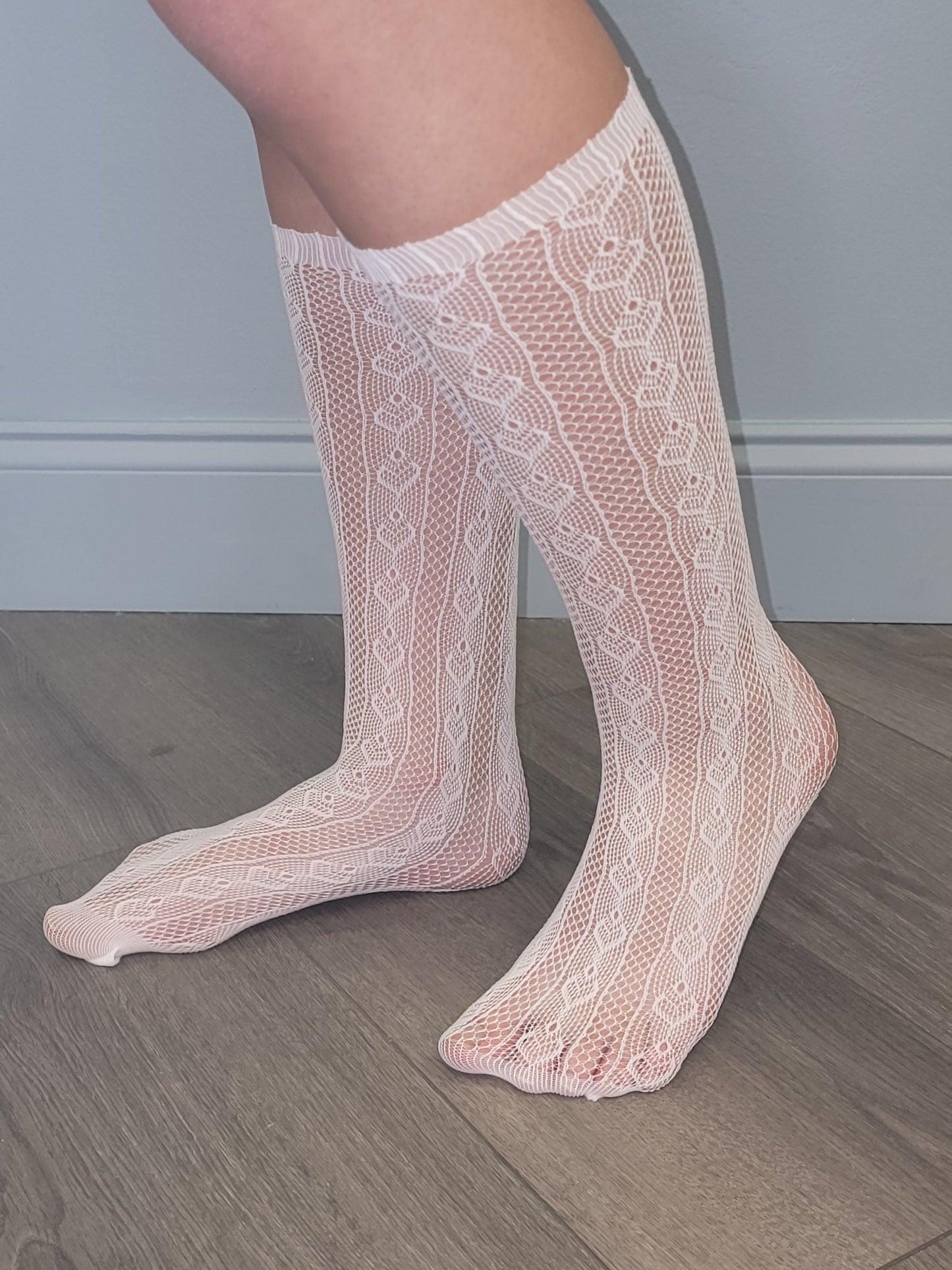 Lace net tube socks