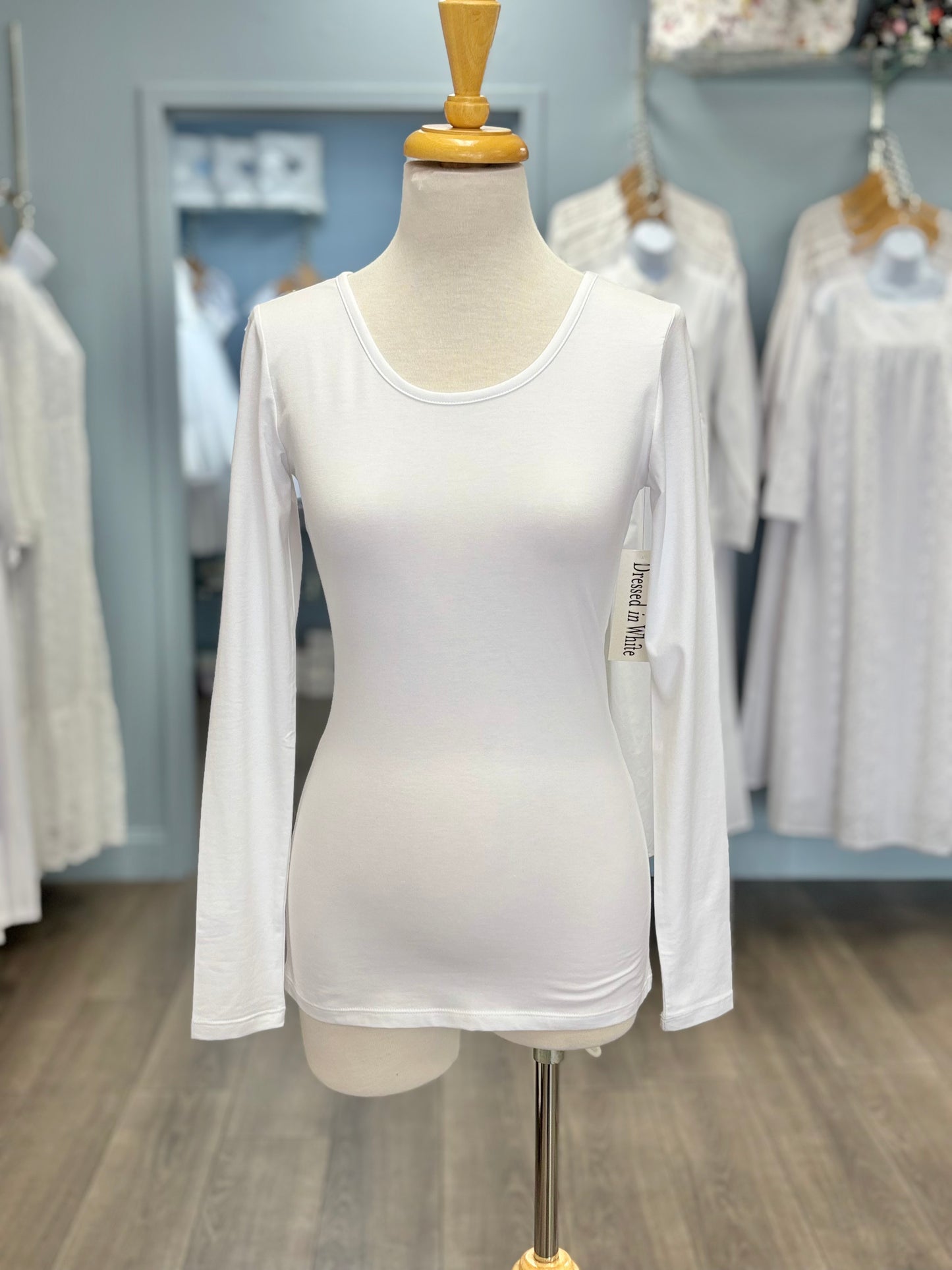 long sleeved tee on mannequin